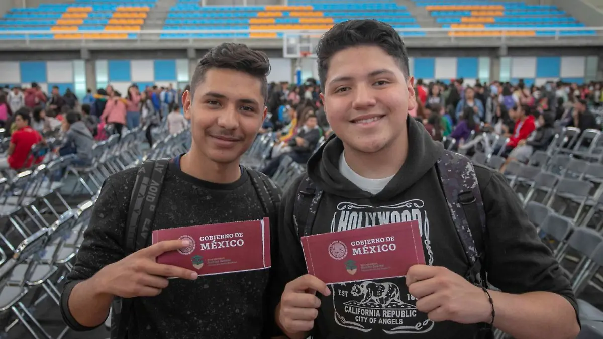 Cuándo inicia la entrega de tarjetas Beca Benito Juárez para los Estudiantes de Bachillerato